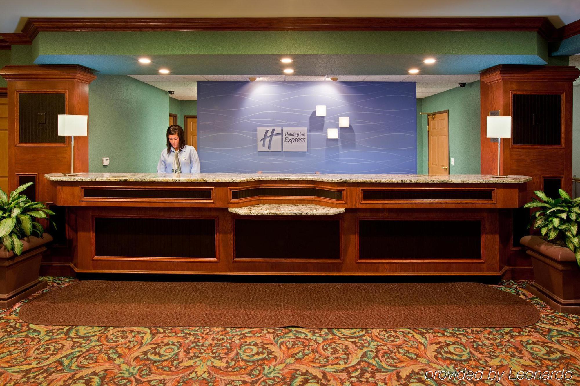 Holiday Inn Express Grand Rapids Southwest By Ihg Grandville Exterior foto